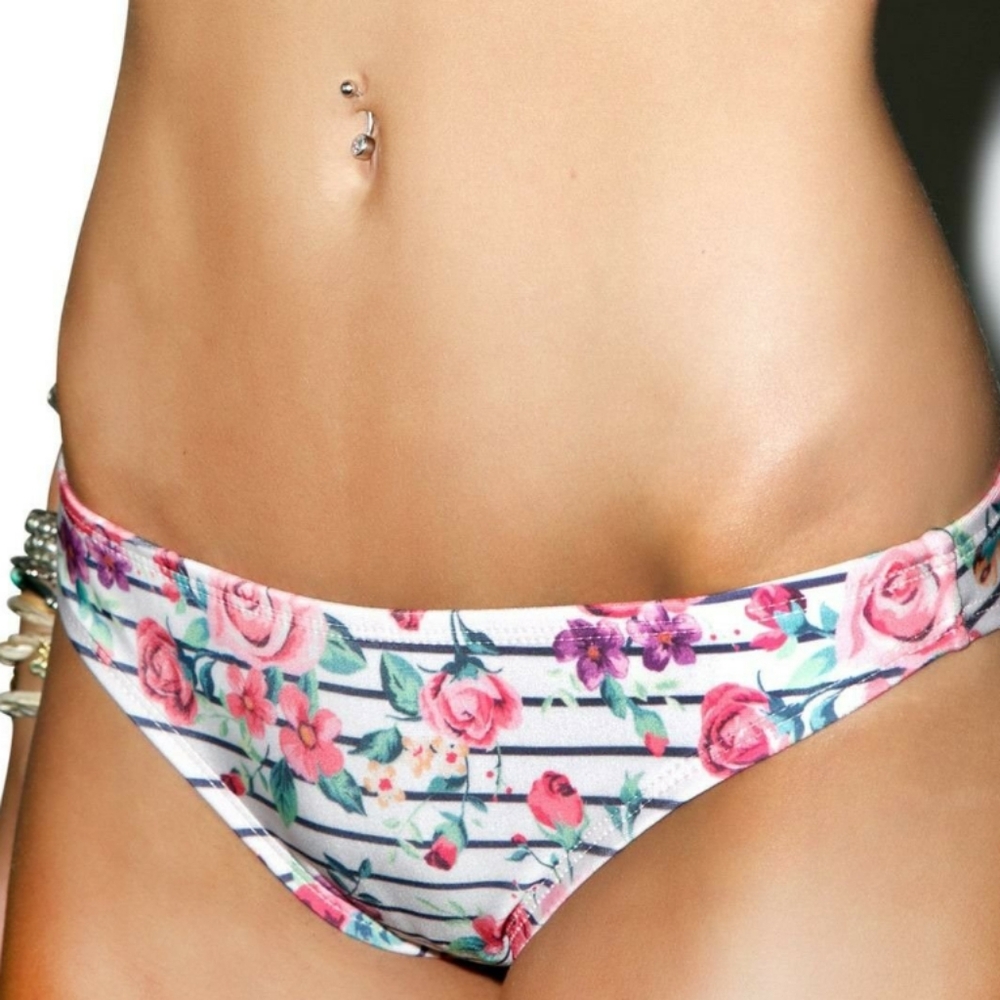 NWT WILDFOX BIKINI BOTTOM ROSES PINK Retail $88
